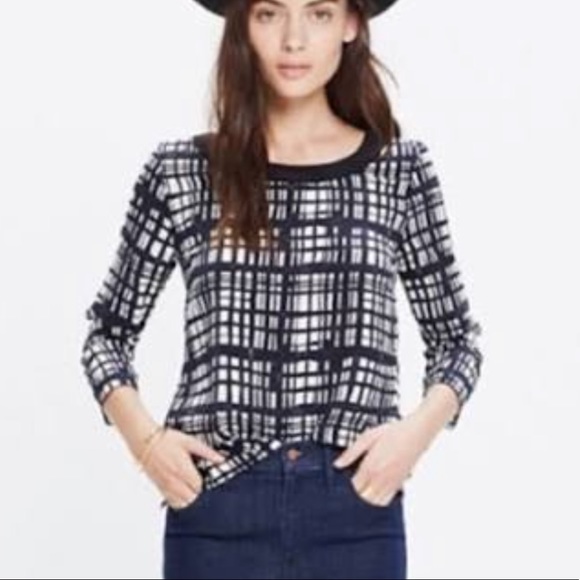 Madewell Tops - Madewell silk blouse